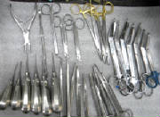 surgicalinstrumentschiselsmany.jpg